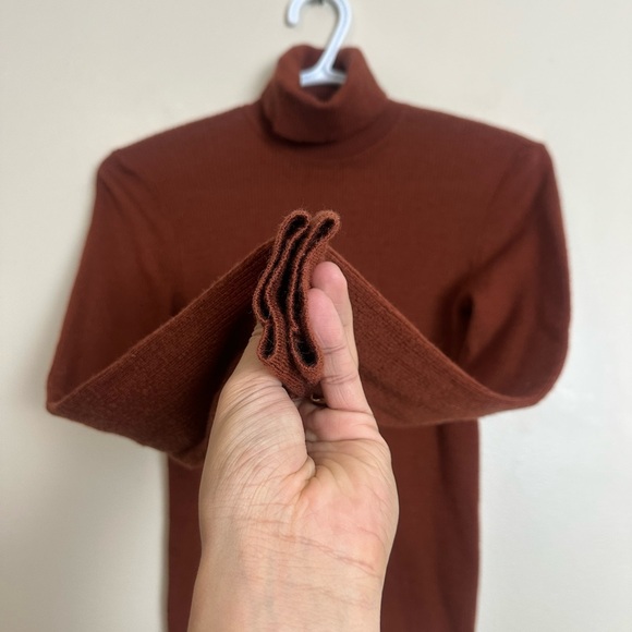 Vero Moda Size M Burnt Orange Turtleneck Sweater - Picture 3 of 6